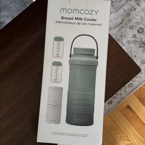 New In Box - Momcozy breast milk cooler